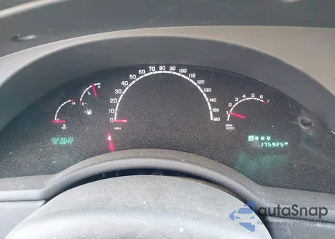 2005 Chrysler Pacifica Touring z USA, uszkodzony, nr VIN 2C8GF68475R660894